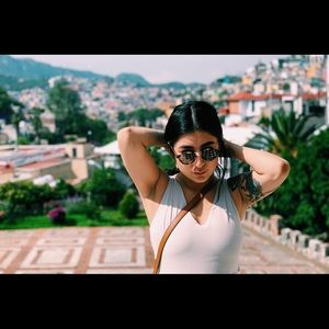 Meet your Posher, Ariana